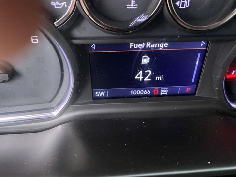 Used 2019 Chevrolet Silverado 1500 LT w/ All-Star Edition image 4