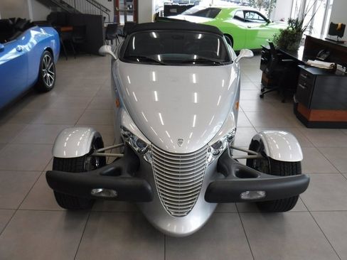 Used 2000 Plymouth Prowler image 8
