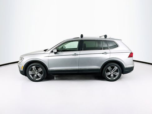 Used 2020 Volkswagen Tiguan SEL w/ 3rd Row Seat Package image 4