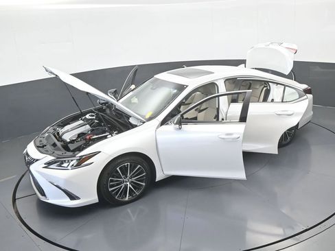 Used 2025 Lexus ES 350 w/ Premium Package FWD image 65