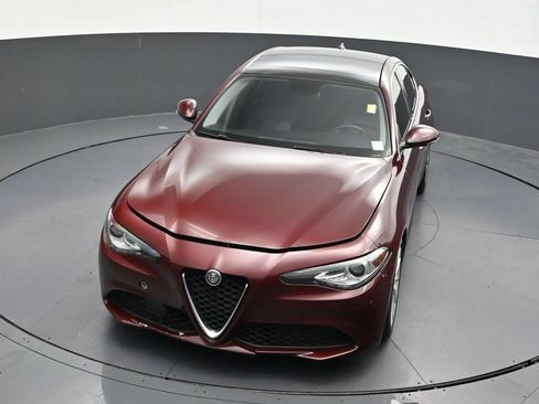 Used 2019 Alfa Romeo Giulia RWD image 23