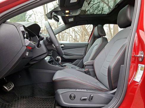 Used 2026 Volkswagen Jetta GLI Autobahn image 12