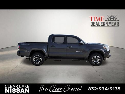 Used 2020 Toyota Tacoma TRD Sport w/ TRD Premium Sport Package RWD image 8