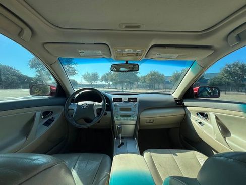 Used 2009 Toyota Camry Base image 12