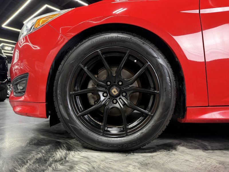 Used 2015 Ford Focus SE w/ SE Sport Package FWD image 19