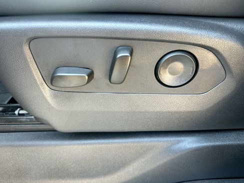 Used 2025 Chevrolet Silverado 1500 ZR2 w/ Technology Package image 12