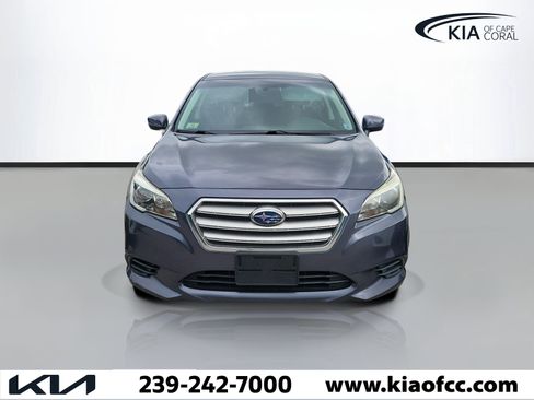 Used 2017 Subaru Legacy 2.5i Premium AWD/4WD image 2