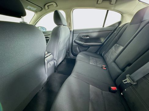 Used 2025 Nissan Sentra SR w/ Midnight Edition FWD image 23