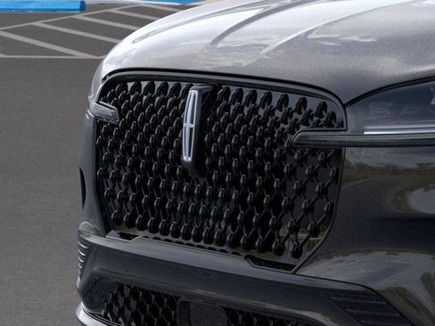 New 2026 Lincoln Aviator Black Label w/ Jet Appearance Package AWD/4WD image 17