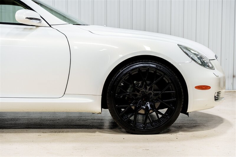 Used 2005 Lexus SC 430 Convertible RWD image 12