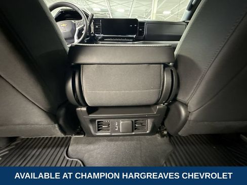 Used 2023 Chevrolet Silverado 1500 LT AWD/4WD image 29