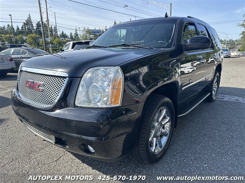 Used 2011 GMC Yukon Denali AWD/4WD image 3