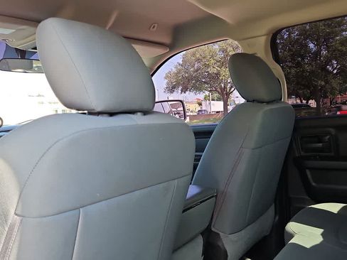 Used 2019 RAM 1500 Express w/ Express Value Package AWD/4WD image 16