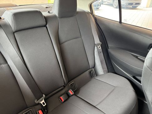 Used 2025 Toyota Corolla LE FWD image 35