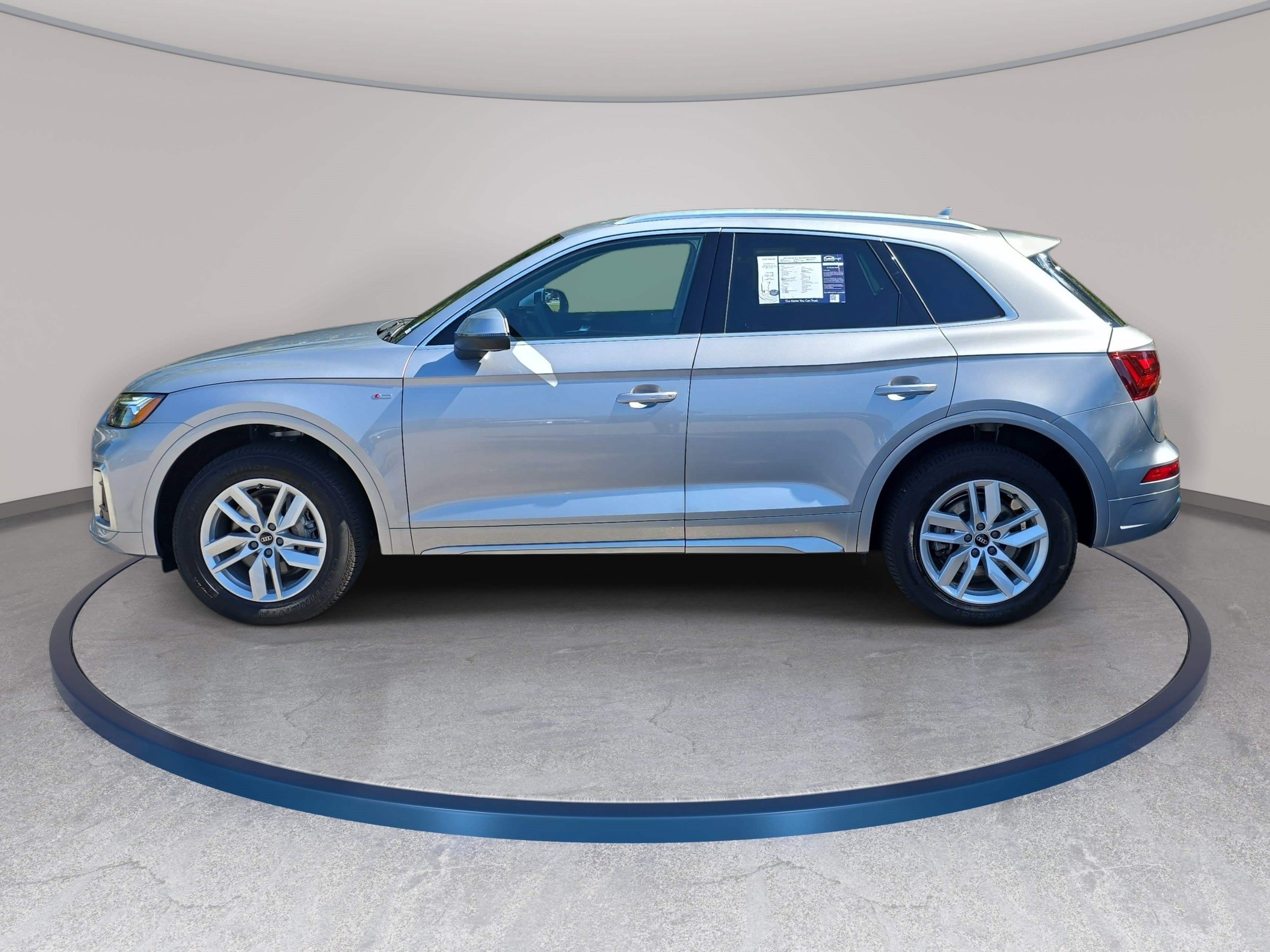 Used 2023 Audi Q5 2.0T Premium w/ Convenience Package AWD/4WD image 8