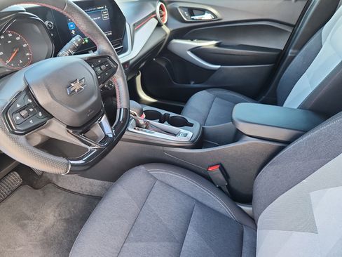 Used 2024 Chevrolet Trax RS w/ Driver Confidence Package image 7