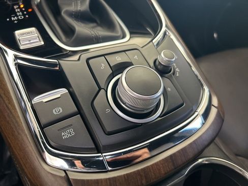 Used 2022 MAZDA CX-9 Signature image 10