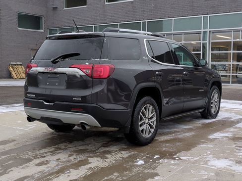 Used 2018 GMC Acadia SLE image 7