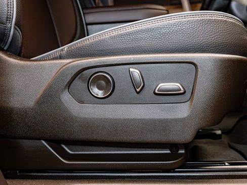 Used 2024 GMC Sierra 2500 Denali w/ Denali Reserve Package image 25