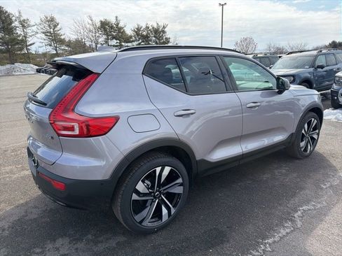 New 2026 Volvo XC40 B5 Ultra w/ Protection Package Premier image 3