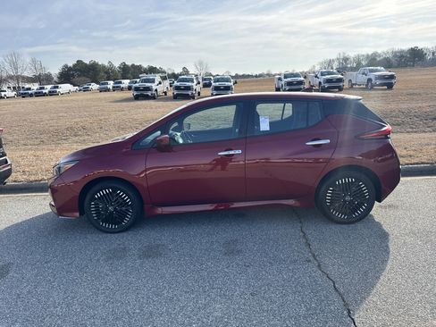 Used 2024 Nissan Leaf SV Plus image 7