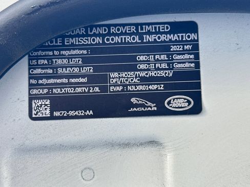 Used 2022 Land Rover Range Rover Evoque R-Dynamic S image 20
