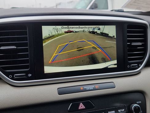 Used 2022 Kia Sportage LX image 40