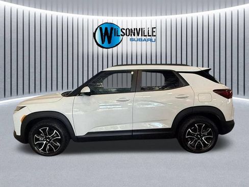 Used 2023 Chevrolet TrailBlazer ACTIV w/ Sun and Liftgate Package FWD image 16