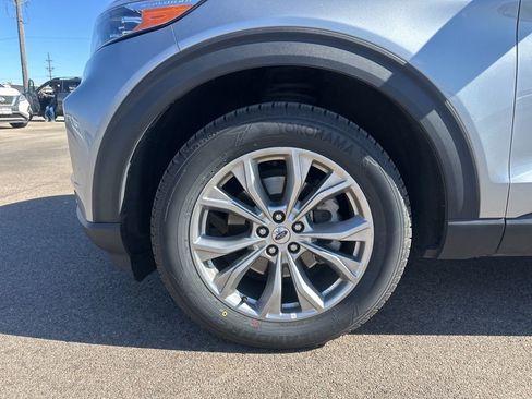 Certified 2023 Ford Explorer Limited image 15