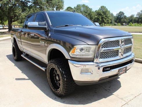 Used 2014 RAM 2500 Laramie w/ Protection Group AWD/4WD image 4
