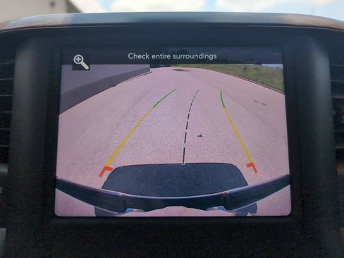 Used 2019 RAM 1500 Laramie AWD/4WD image 24
