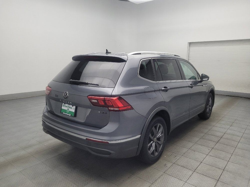 Used 2022 Volkswagen Tiguan SE AWD/4WD image 9