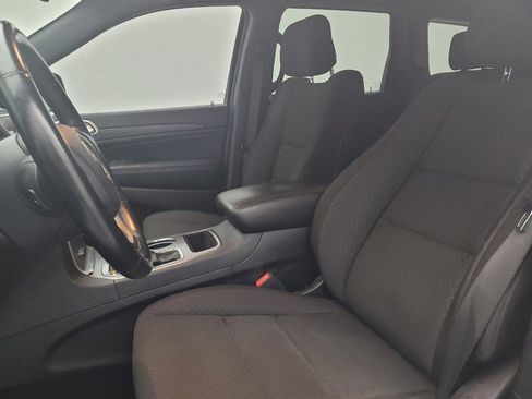 Used 2020 Jeep Grand Cherokee Laredo image 17