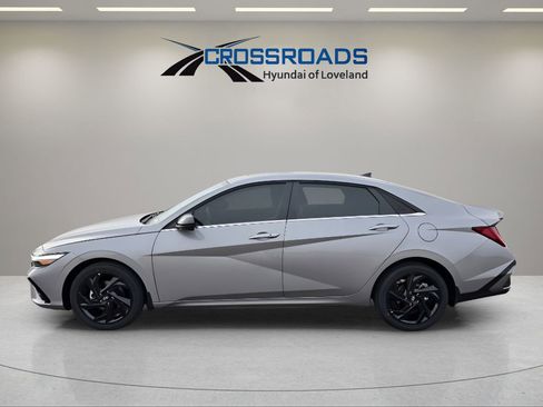 New 2026 Hyundai Elantra SEL Sport Premium image 2