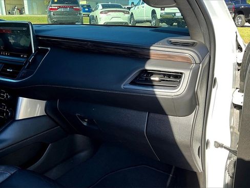 Used 2021 Chevrolet Tahoe LT image 13