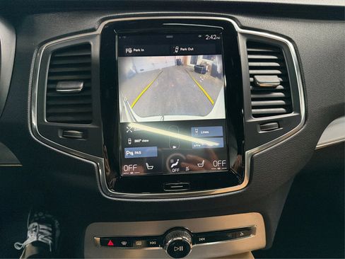 Used 2017 Volvo XC90 T6 Momentum w/ Vision Package AWD/4WD image 34