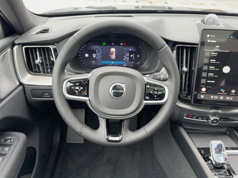 New 2026 Volvo XC60 B5 Ultra w/ Protection Package Premier image 26