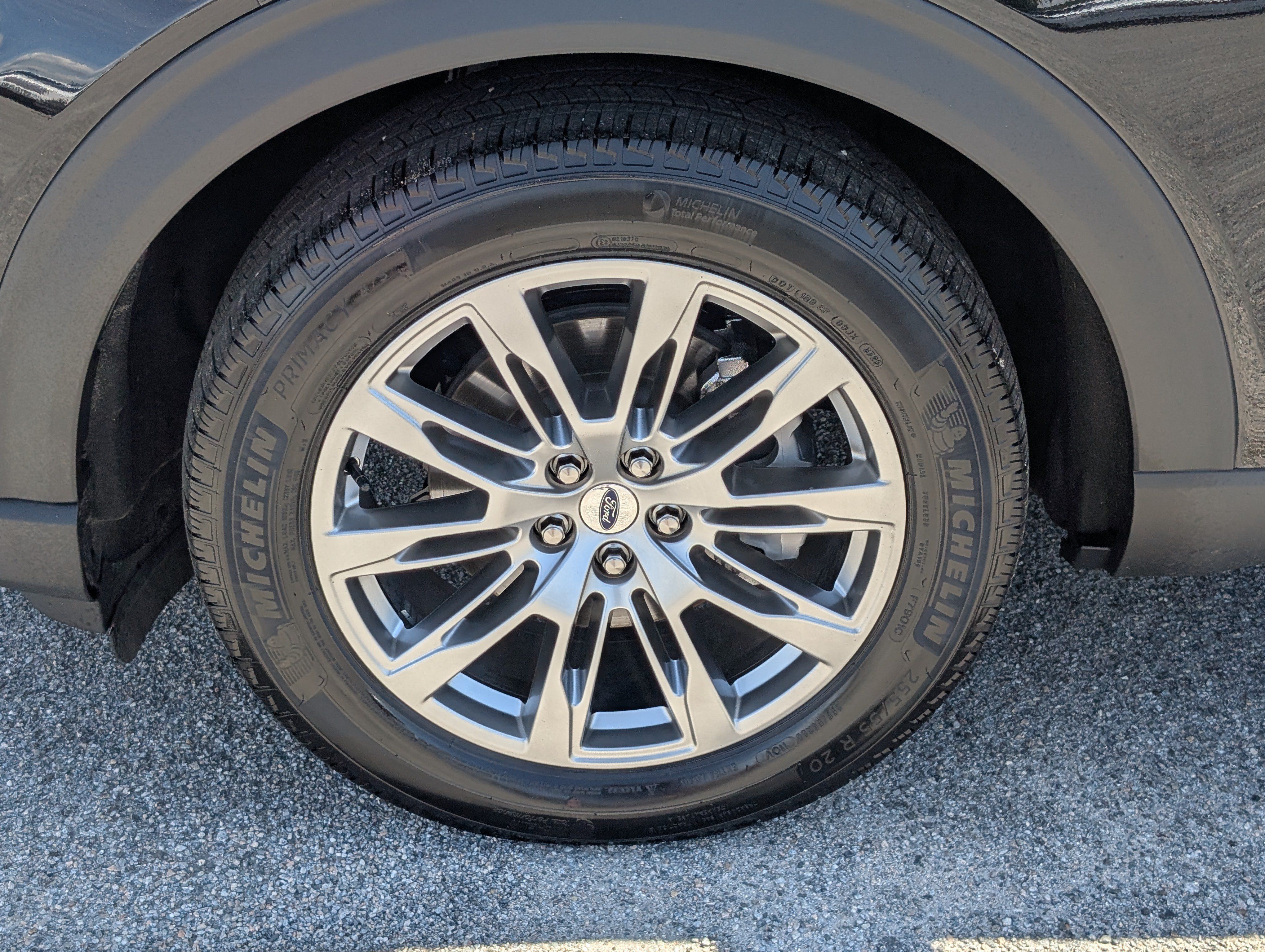 Used 2026 Ford Explorer Platinum RWD image 13