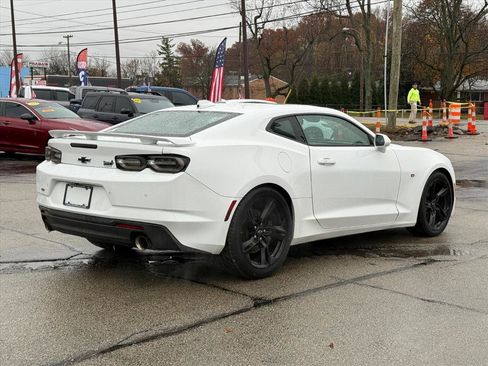 Used 2020 Chevrolet Camaro SS image 2
