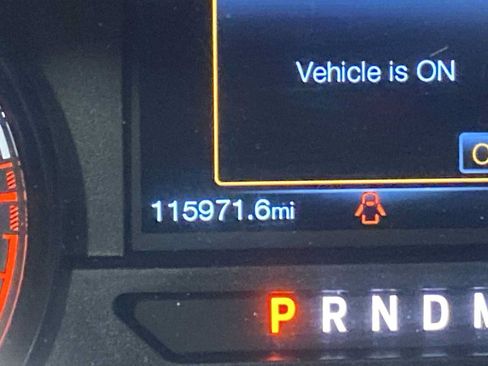 Used 2018 Ford F150 XLT w/ Equipment Group 302A Luxury AWD/4WD image 18