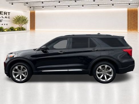 Used 2020 Ford Explorer Platinum w/ Premium Technology Package AWD/4WD image 6