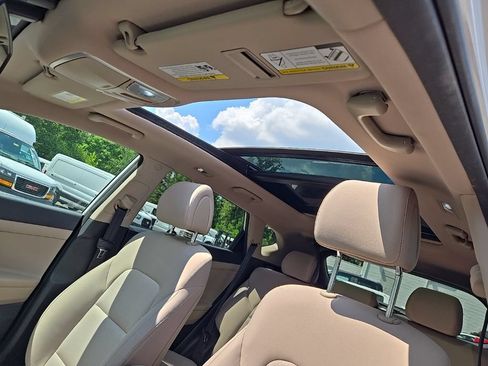 Used 2018 Hyundai Tucson Value AWD/4WD image 10