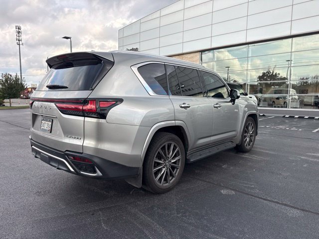 Used 2024 Lexus LX 600 F Sport AWD/4WD image 6