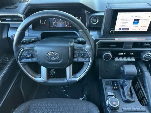 Used 2025 Toyota 4Runner SR5 image 17