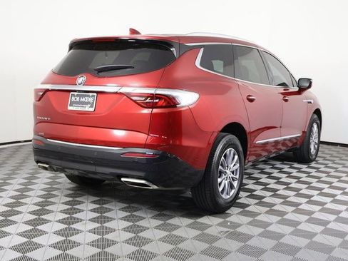 Used 2024 Buick Enclave Premium image 5