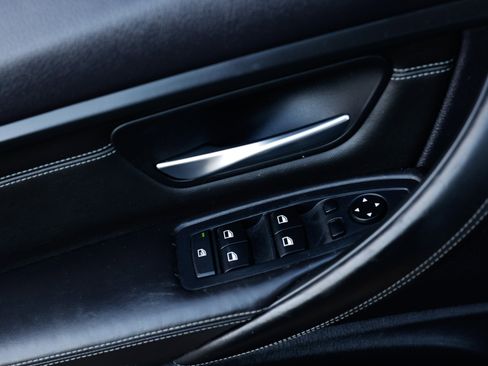 Used 2015 BMW M3 image 49