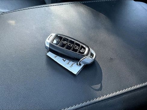 Used 2022 Hyundai Palisade SEL w/ 8P Bench Seat Package image 33