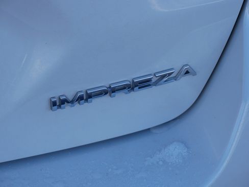 Used 2024 Subaru Impreza 2.0i image 8