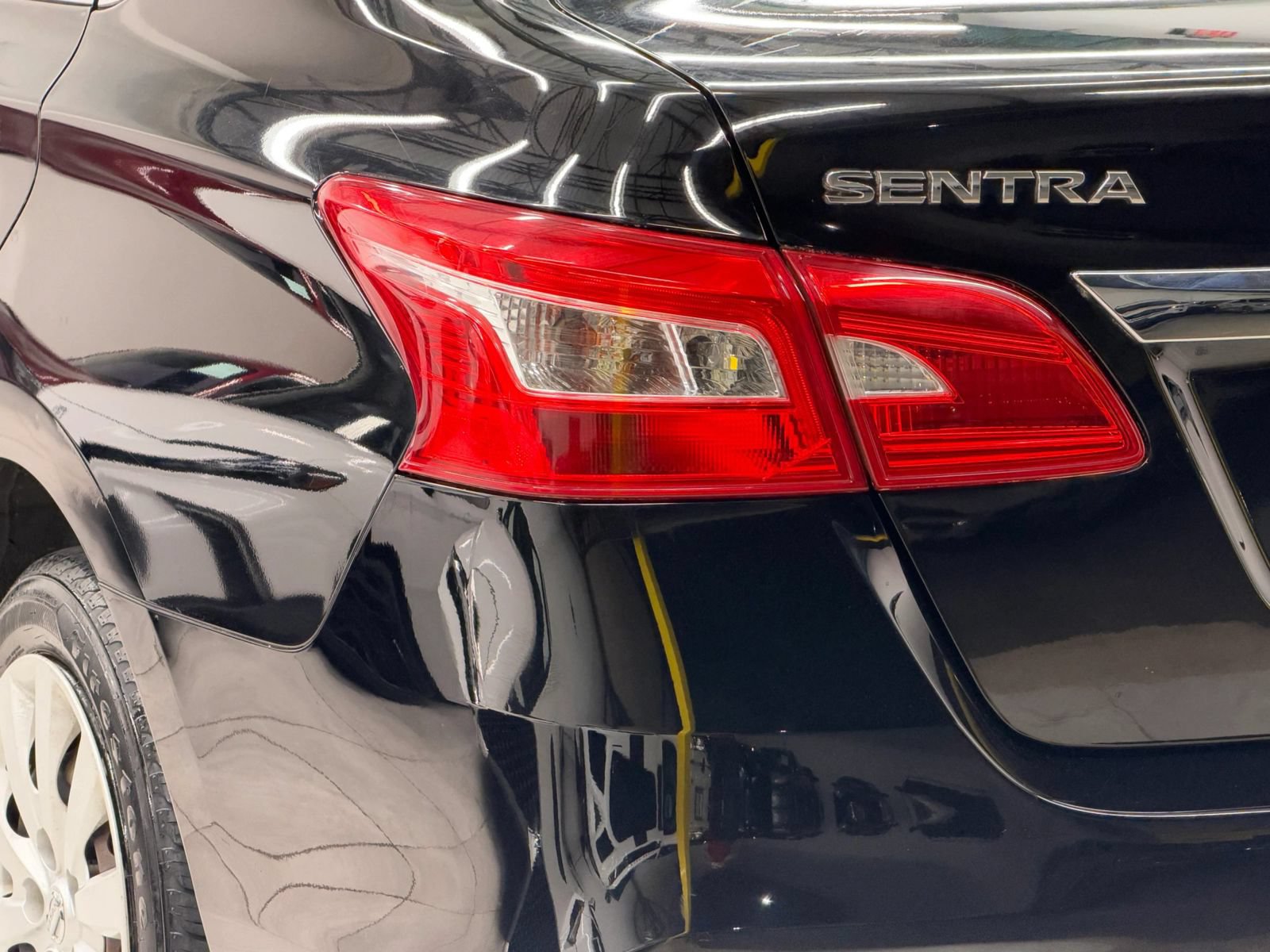 Used 2017 Nissan Sentra SV FWD image 12