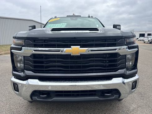 New 2026 Chevrolet Silverado 2500 LT w/ Safety Package AWD/4WD image 10
